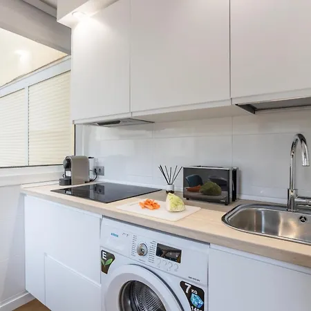 Apartment Oleholidays 2000 Primera Linea De Playa Marbella