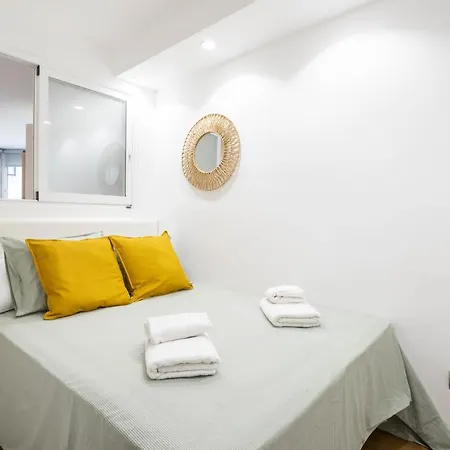 Oleholidays 2000 Primera Linea De Playa Apartment Marbella
